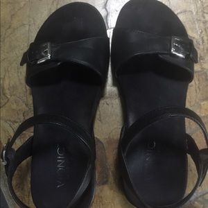 VIONIC Women’s Sandals